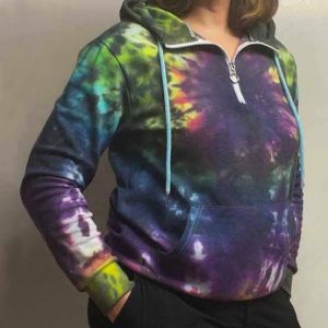 Why Tie Dye Hoodies Make Everyday Outfits More Memorable